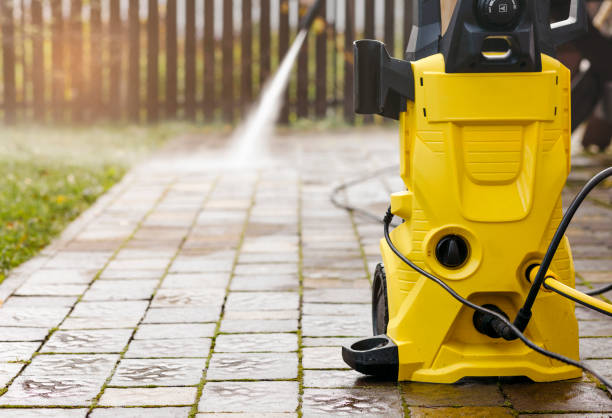 Spring Cleaning in Crystal Lakes, OH